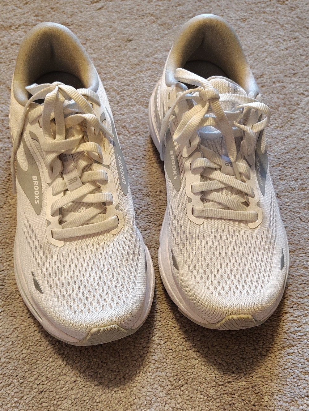 Brooks Adrenaline OTS Sneakers